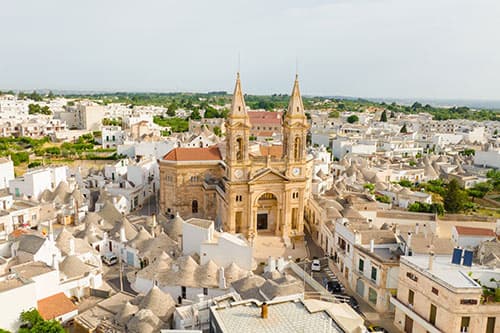 Алберобело - църква